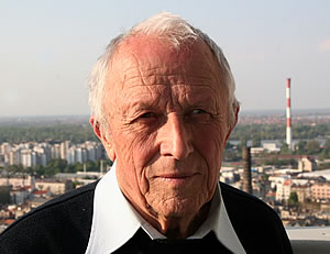 Dr Radenko Lazarević